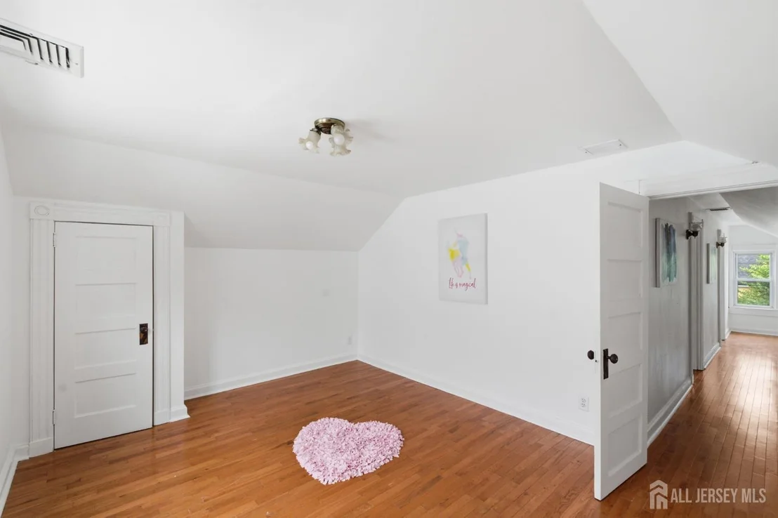 Photo of 18 Fox Road