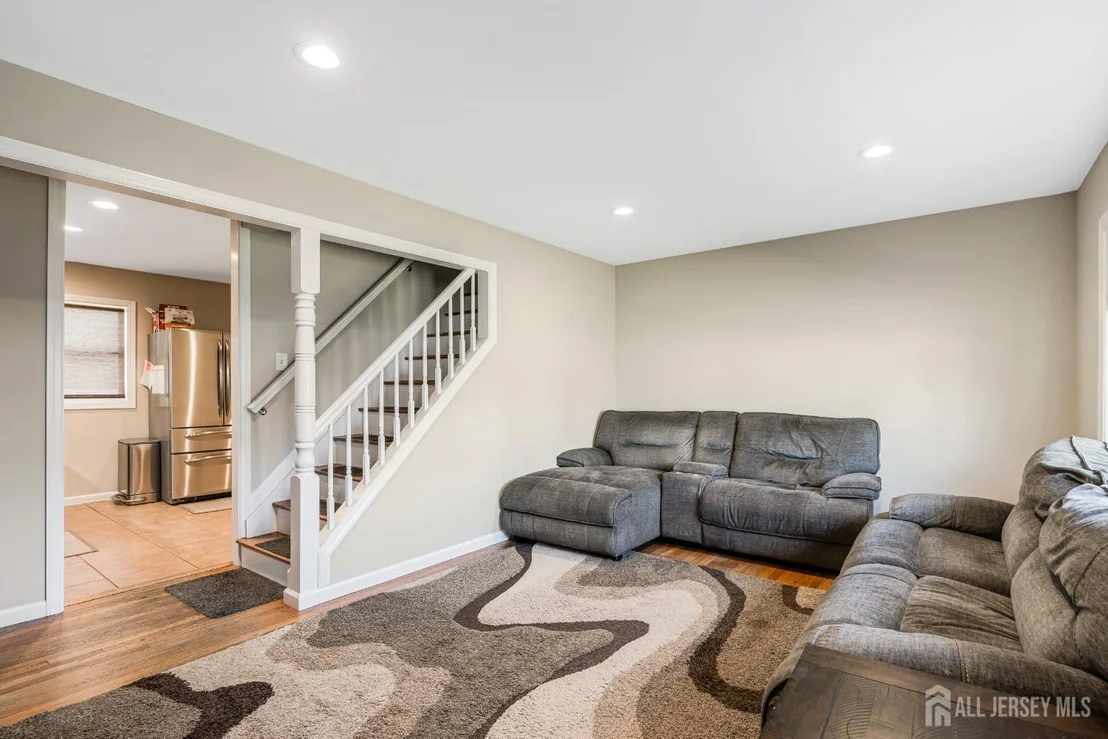Photo of 420 Decatur Avenue