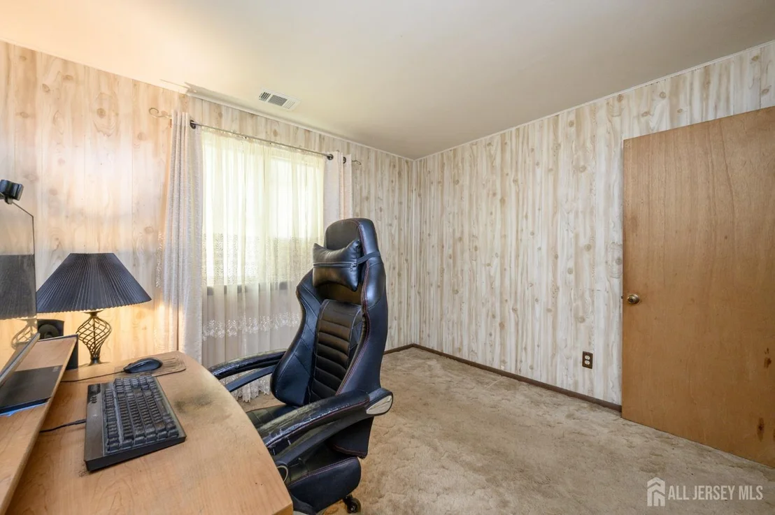 Photo of 839 Bowman Road