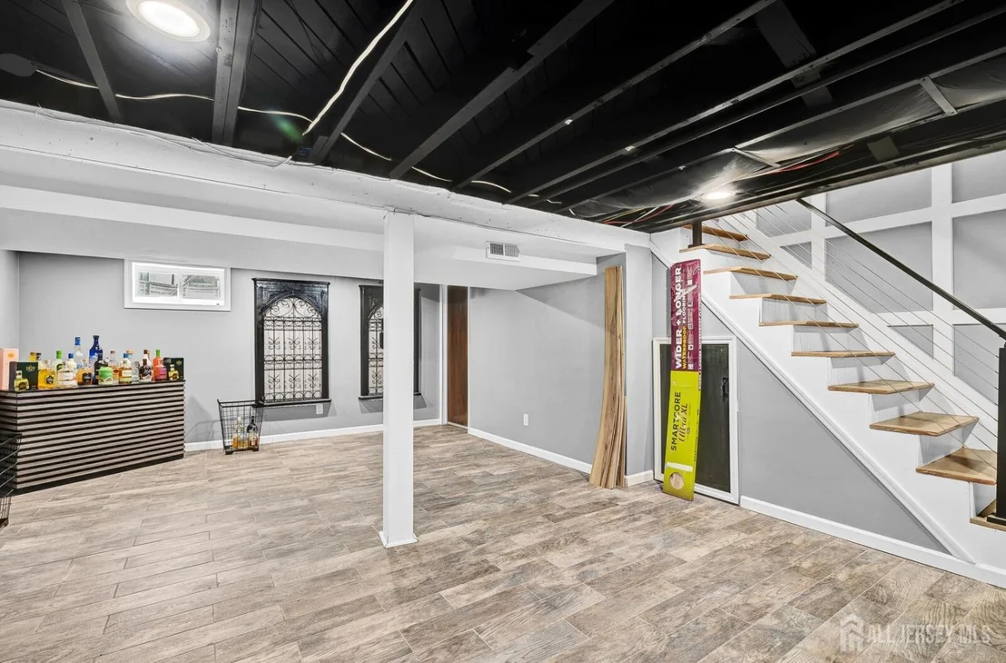 Photo of 91 Crestview Road