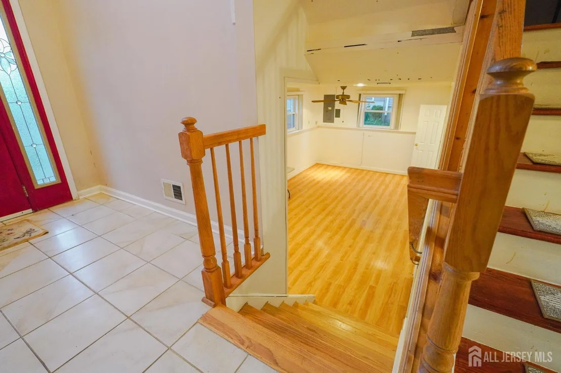Photo of 3 E Charles Court
