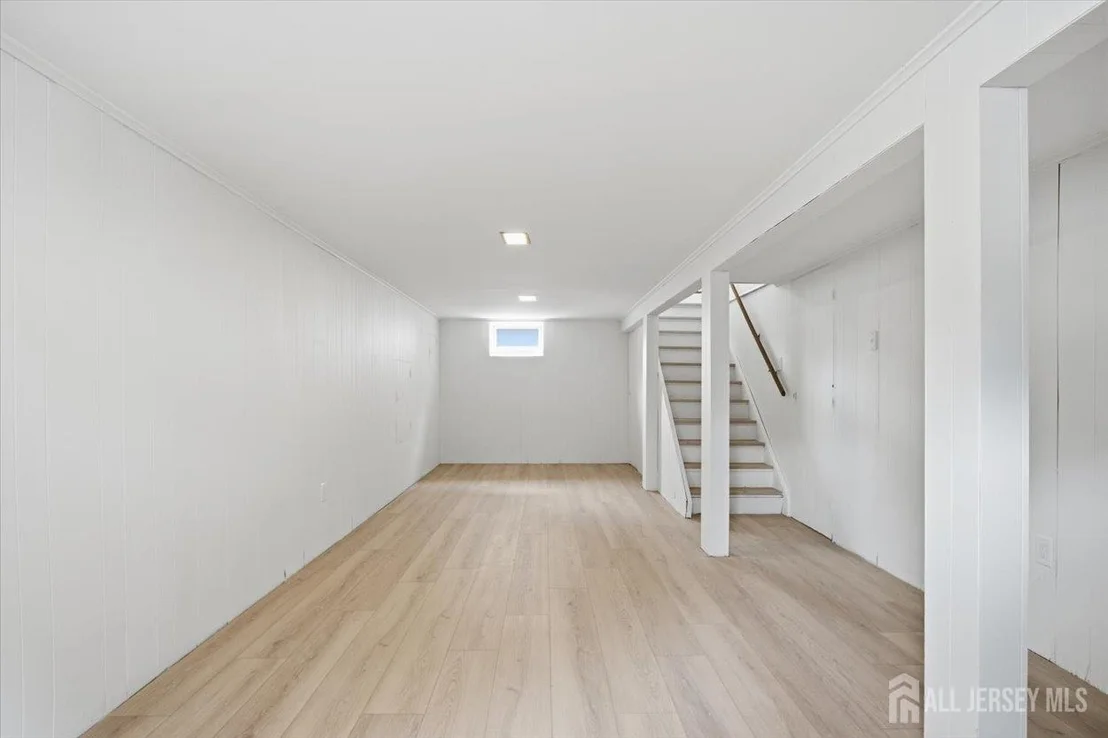 Photo of 421 1st Street