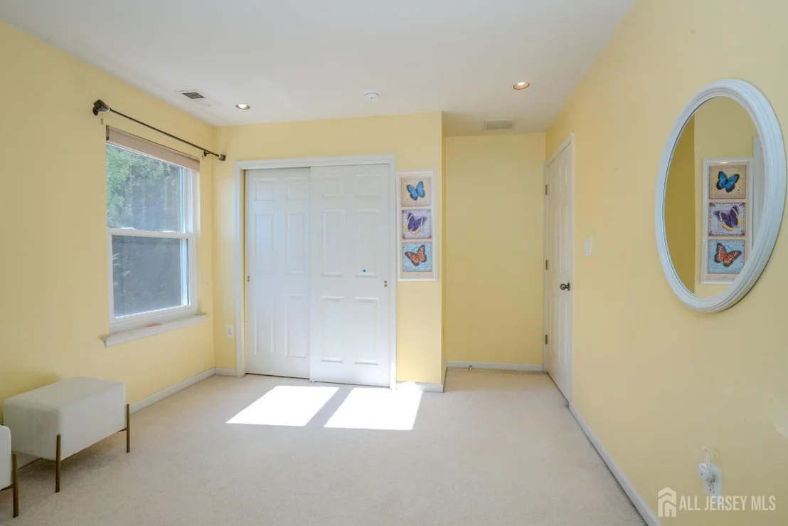Photo of 20 Forest Lane
