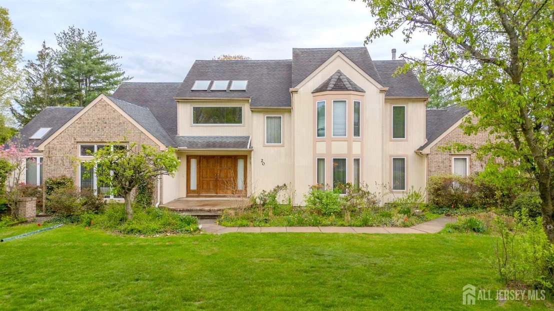 Photo of 20 Sapphire Drive