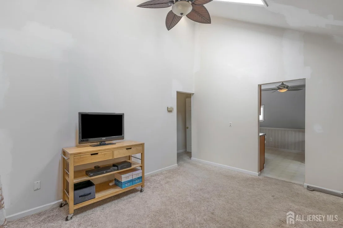 Photo of 96 Conover Place