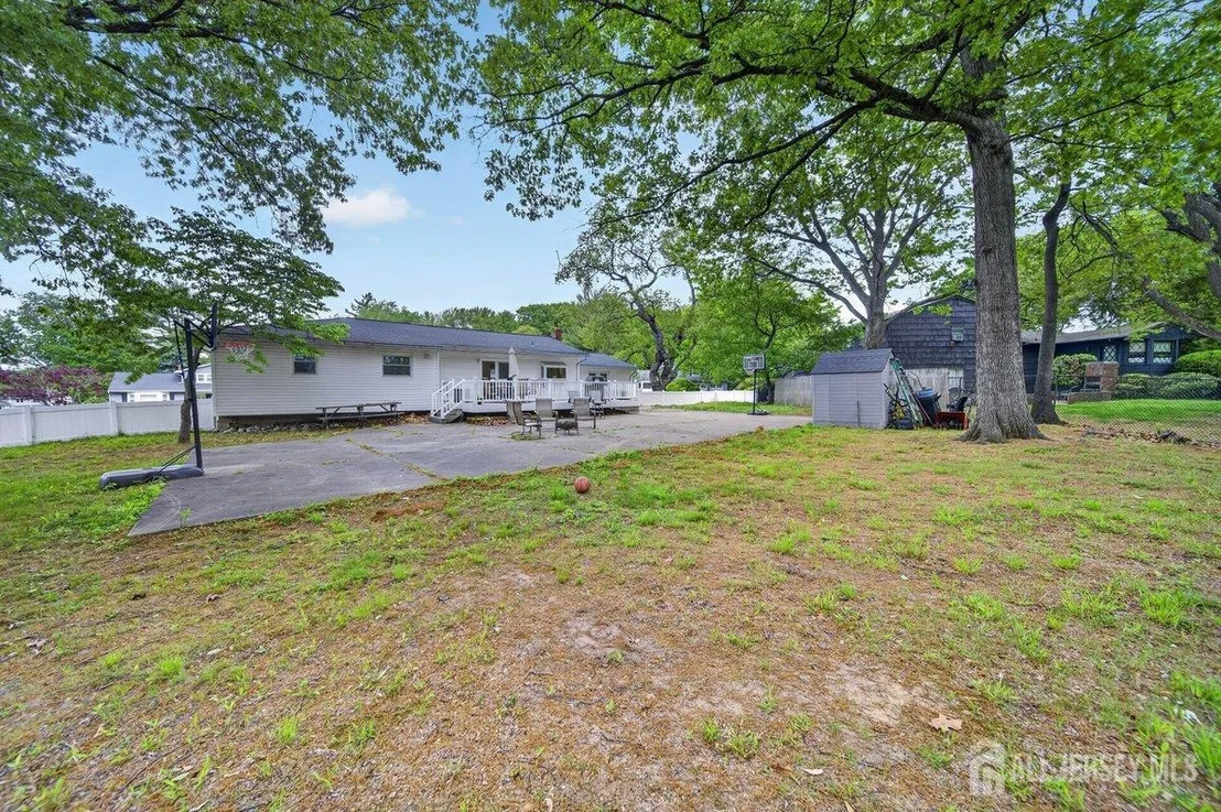 Photo of 16 Dusko Drive
