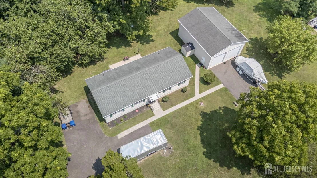 Photo of 19 Indian Trail