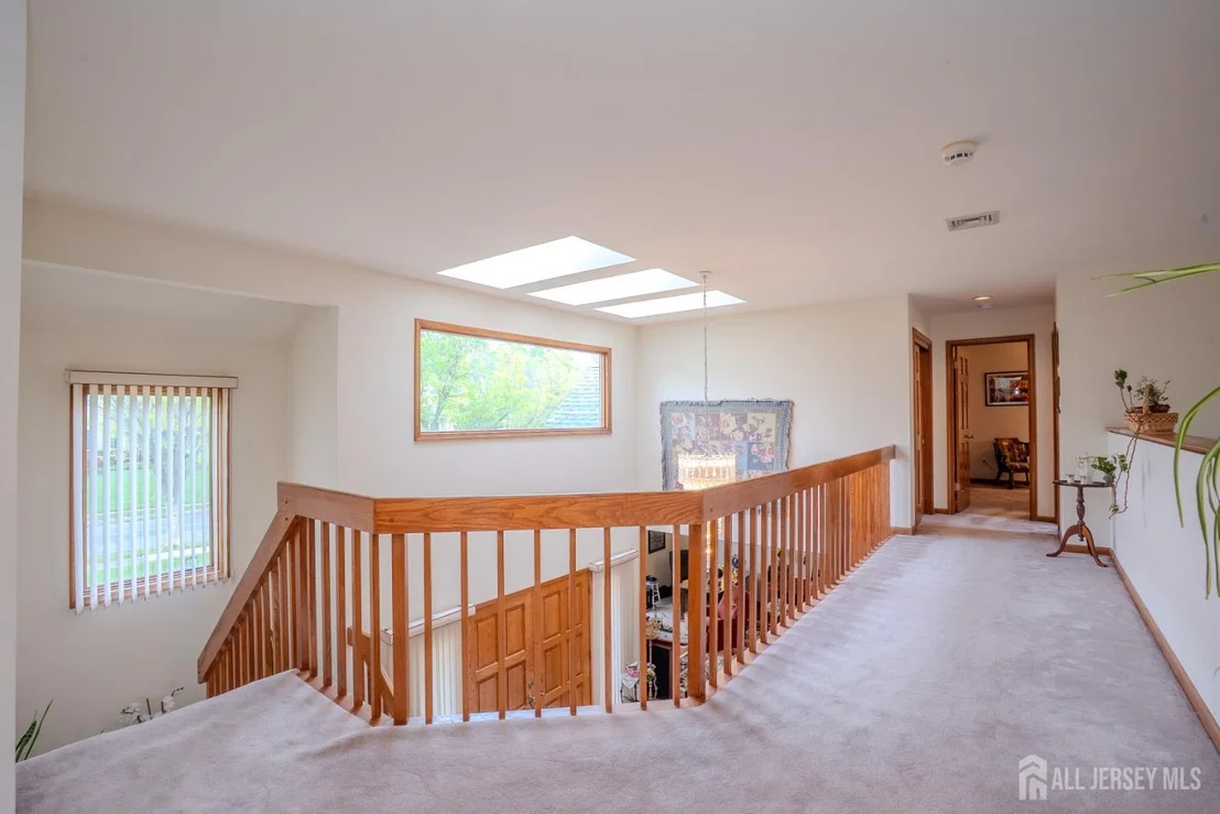 Photo of 20 Sapphire Drive