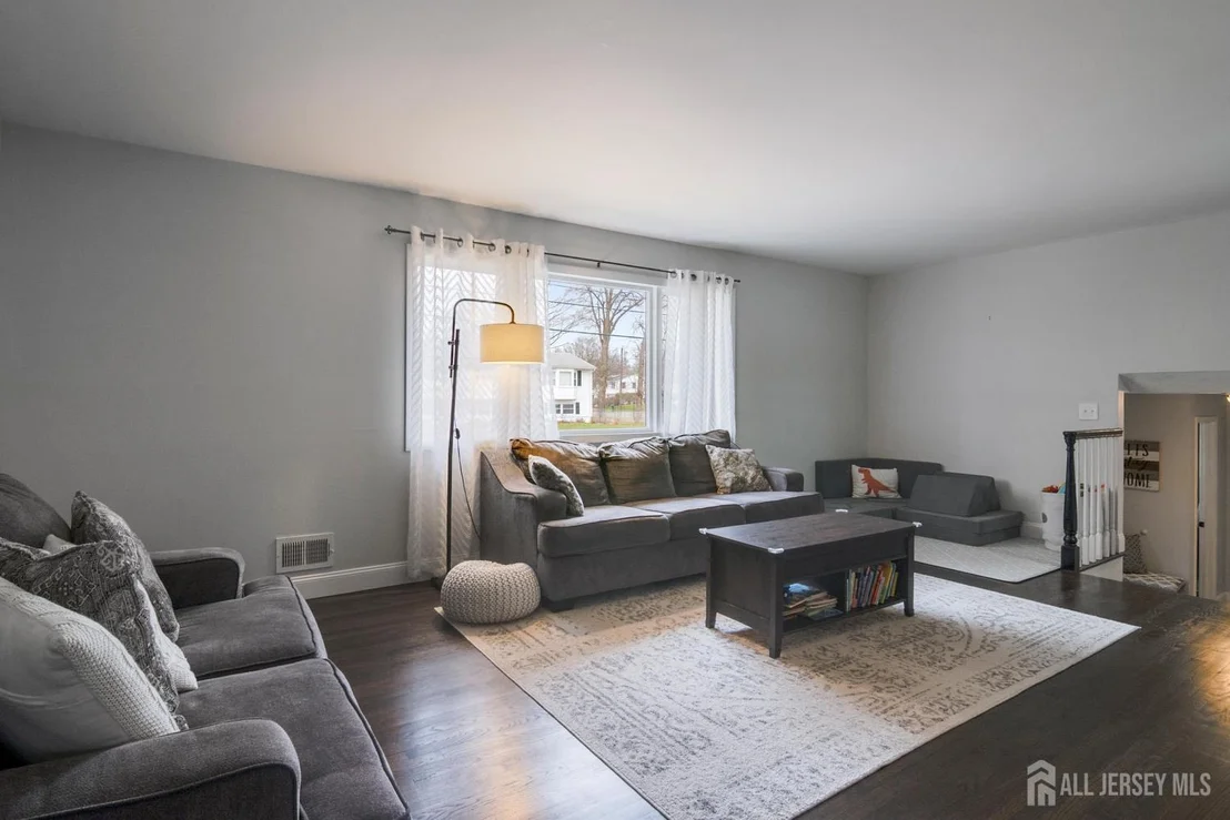 Photo of 85 Mitchell Avenue