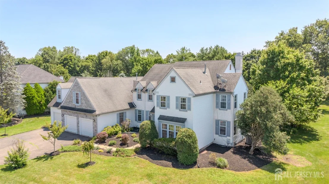 Photo of 37 Kinglet Drive