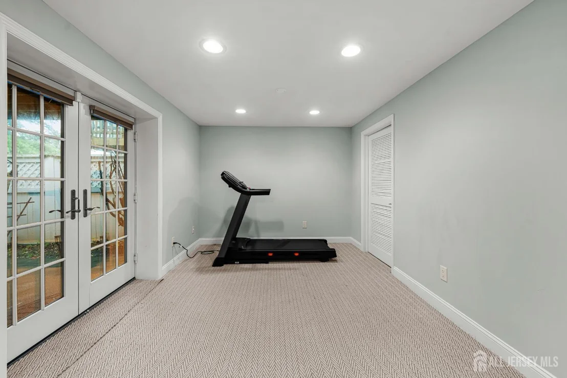 Photo of 1 Eagle Court