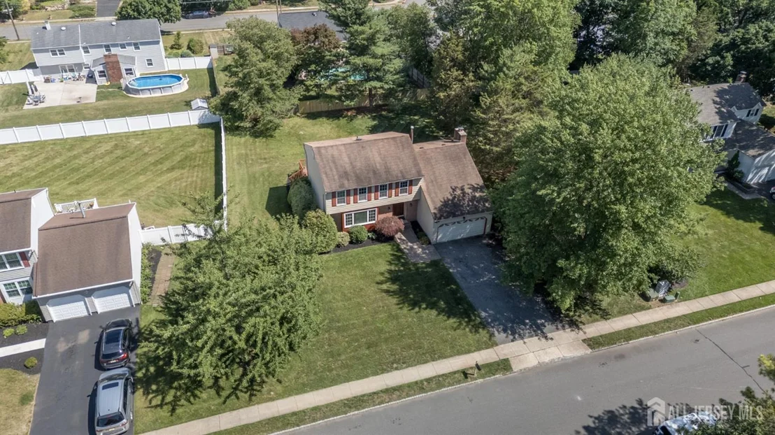 Photo of 133 Hickory Road