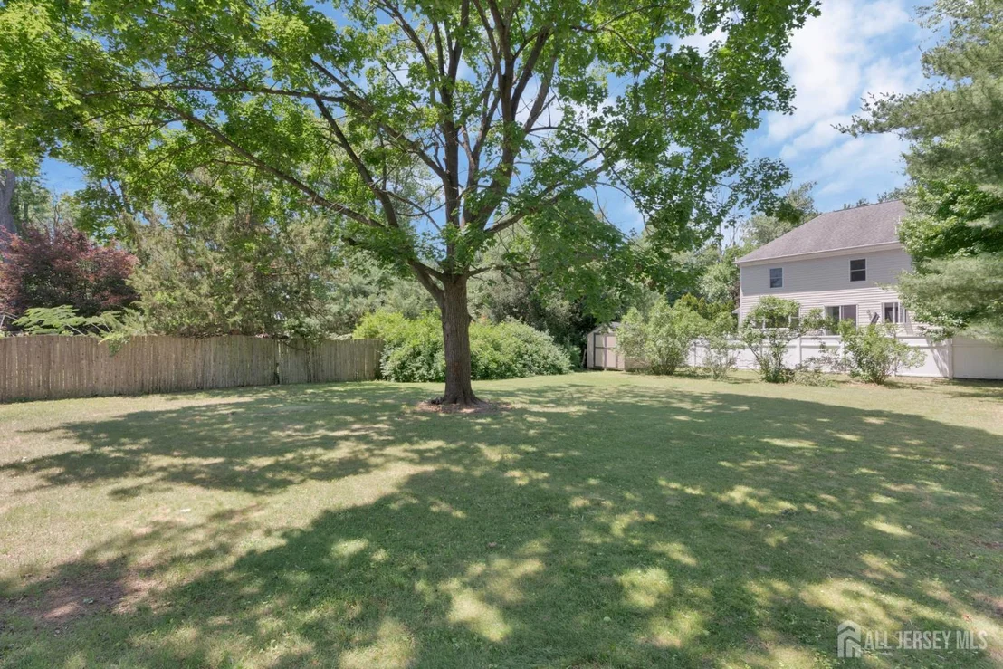 Photo of 8 Pierrepont Avenue