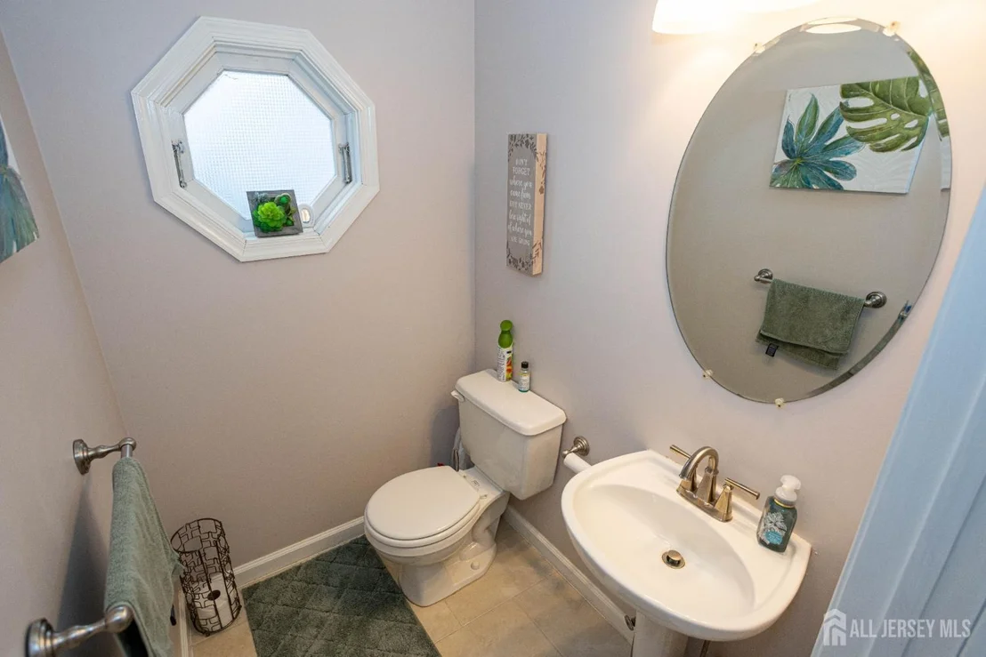 Photo of 31 Scarlet Drive