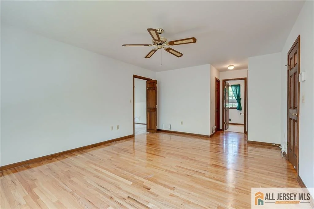 Photo of 194 Plainfield Road