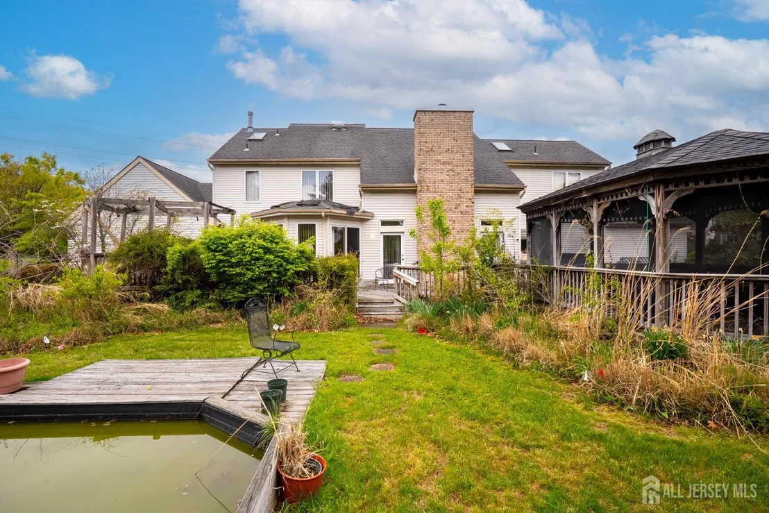 Photo of 20 Sapphire Drive