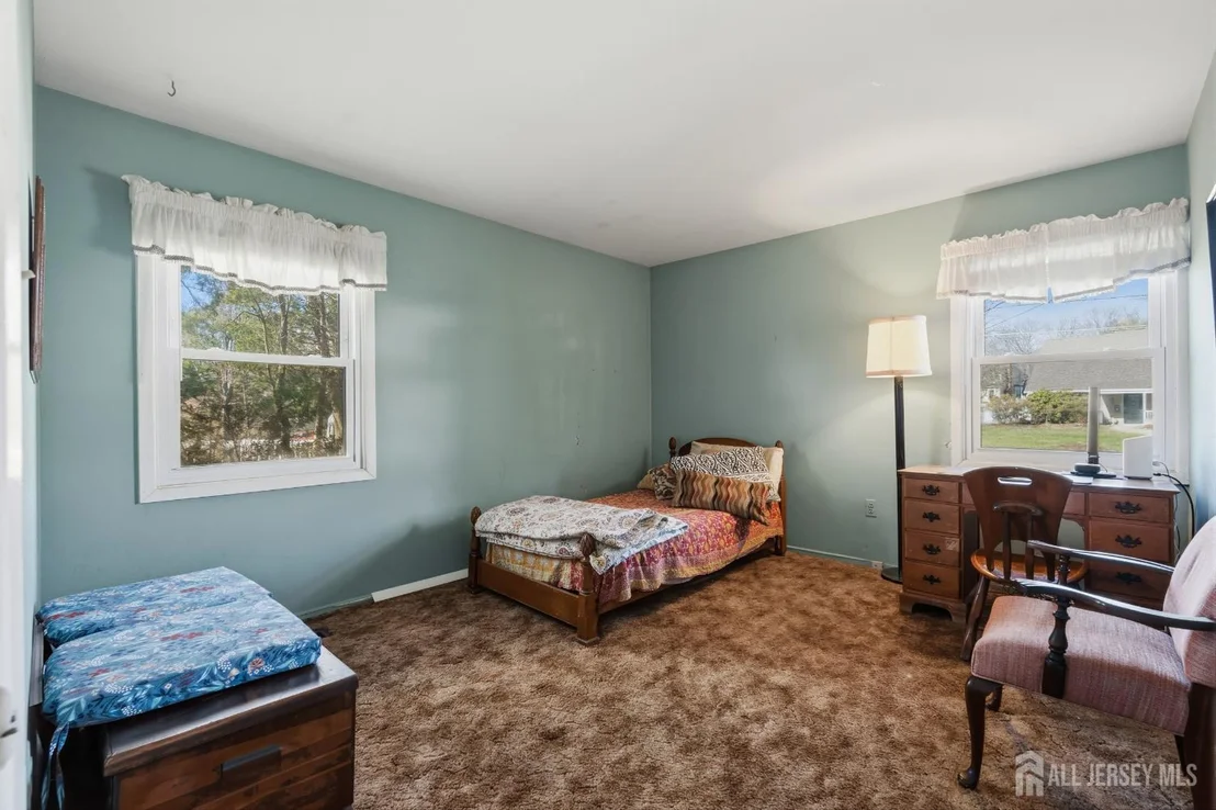 Photo of 27 Summerall Road