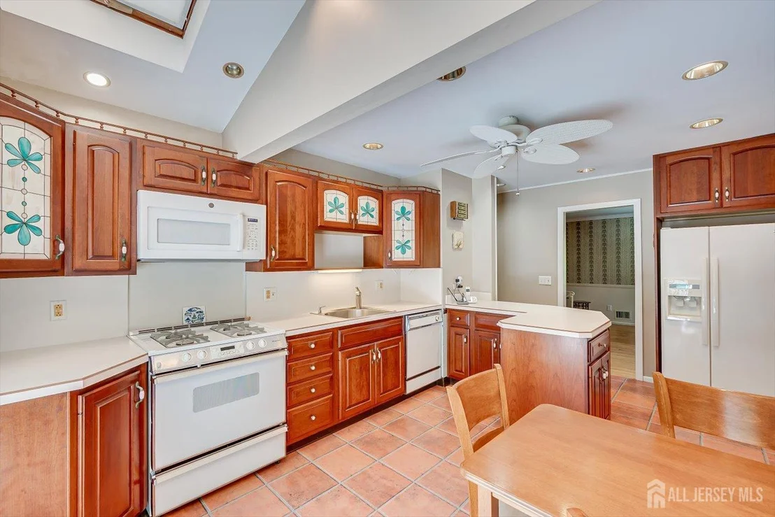 Photo of 560 Wakefield Drive