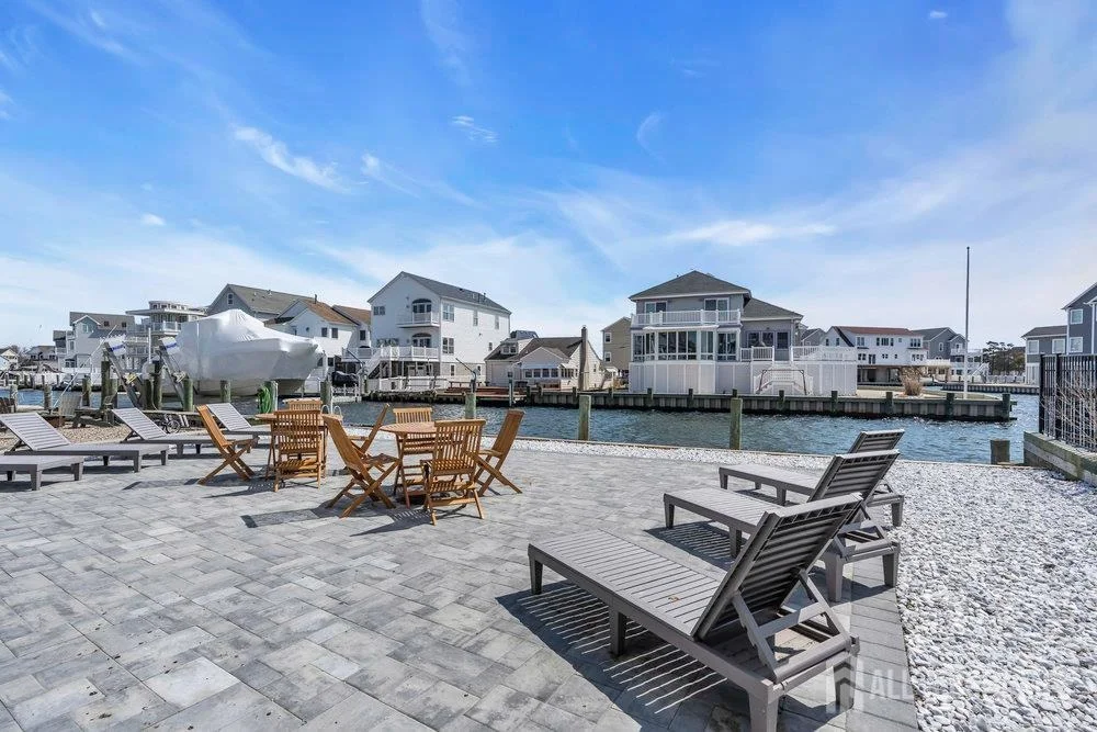 Photo of 141 Vanard Drive