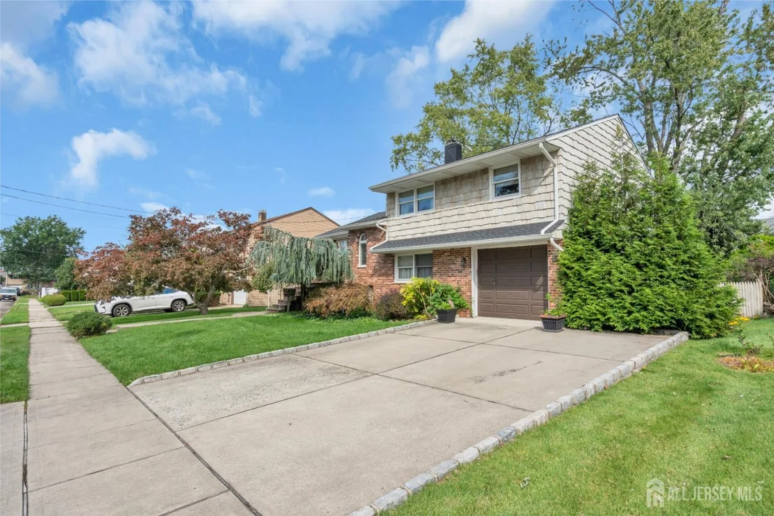 Photo of 104 Tracy Drive