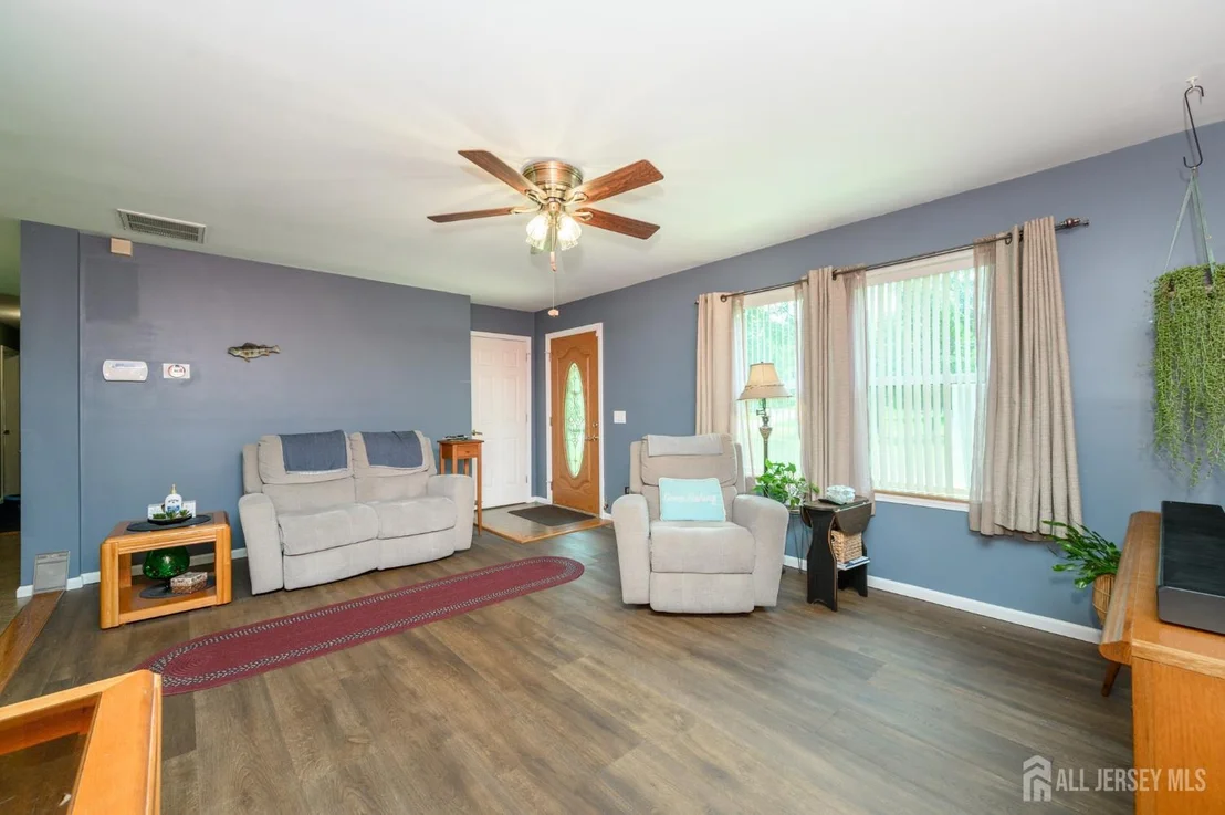 Photo of 19 Indian Trail