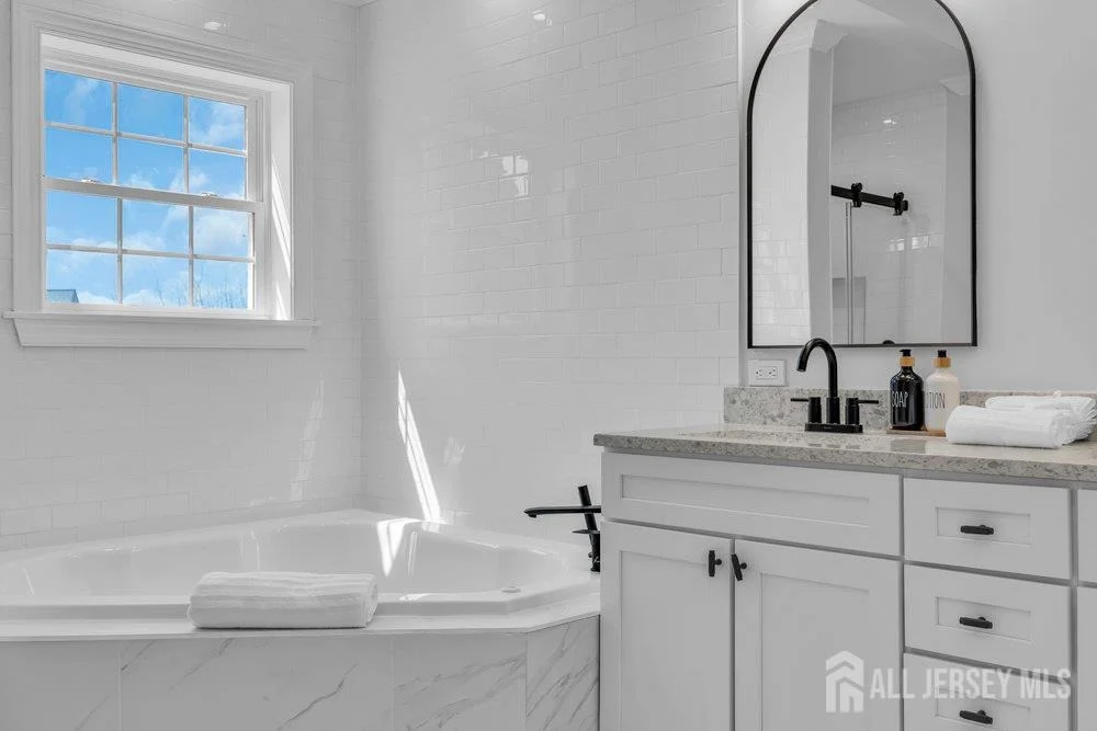 Photo of 141 Vanard Drive