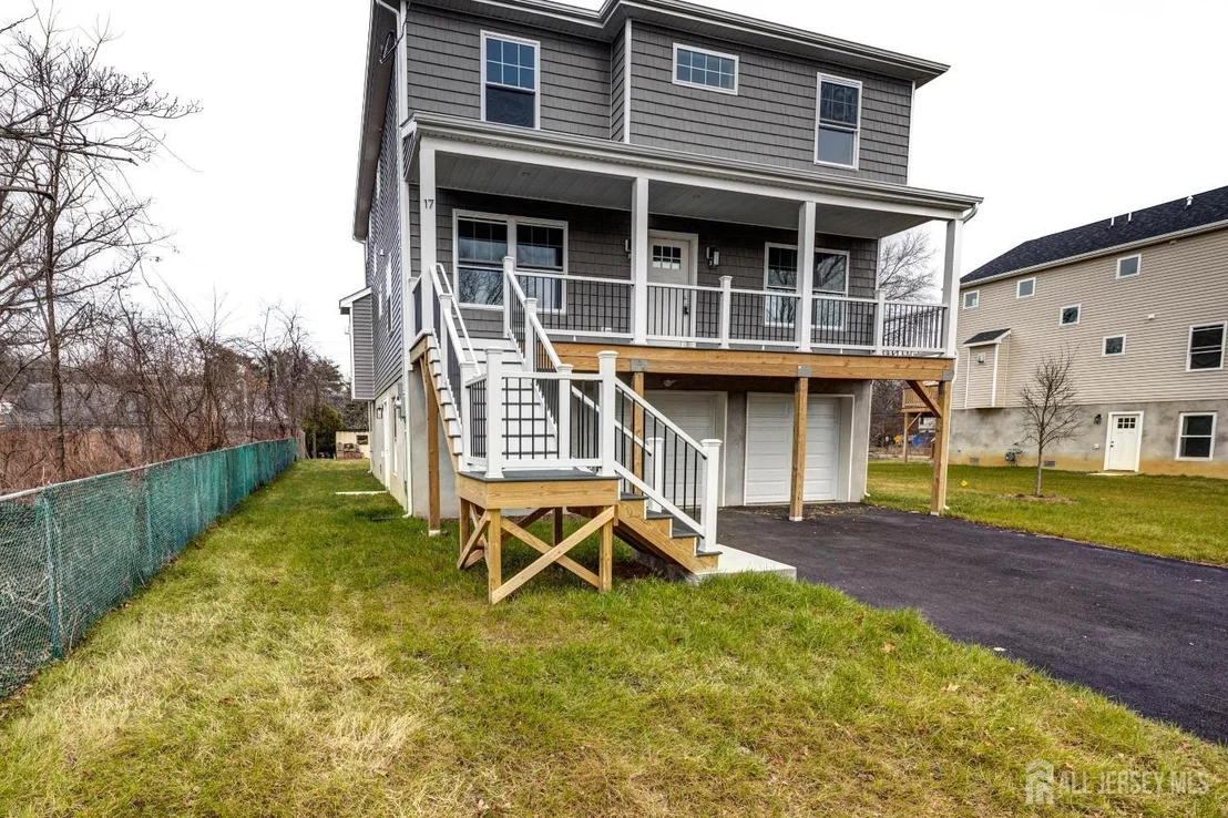 Photo of 17 John Street