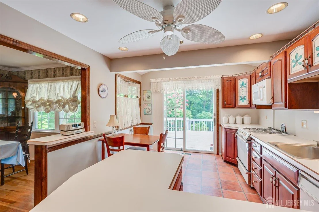 Photo of 560 Wakefield Drive
