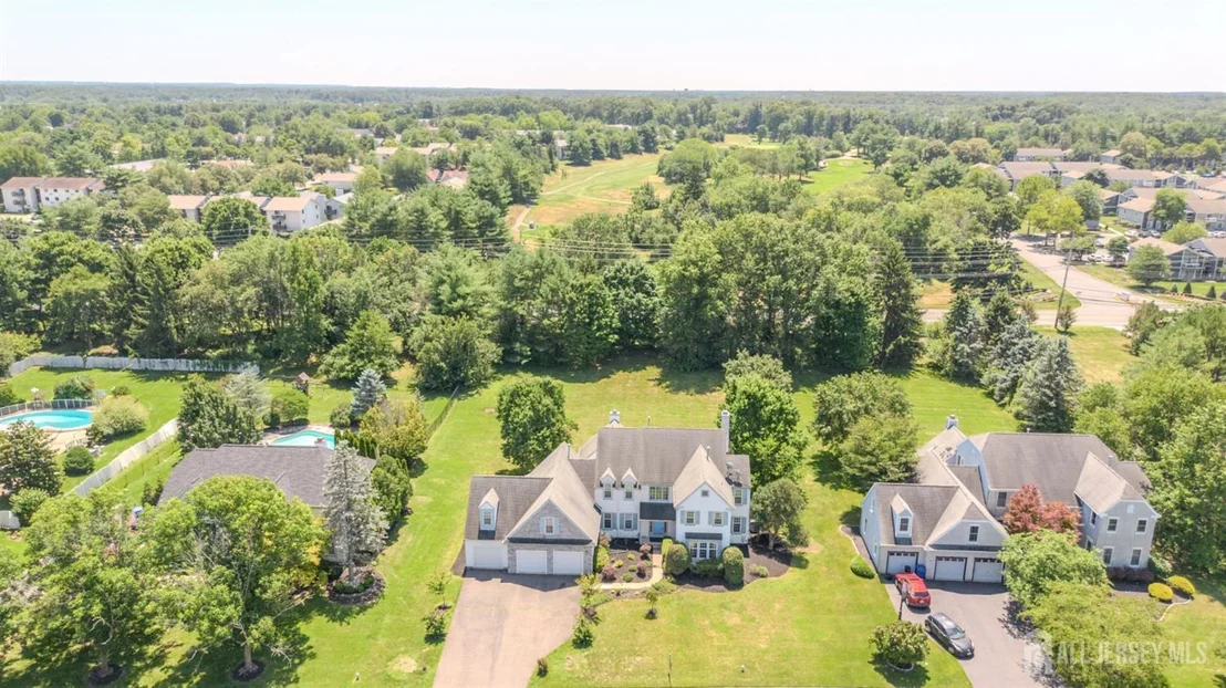 Photo of 37 Kinglet Drive