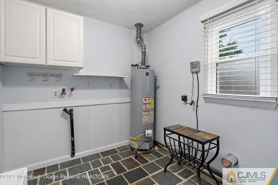 Photo of 325 Normandie Drive