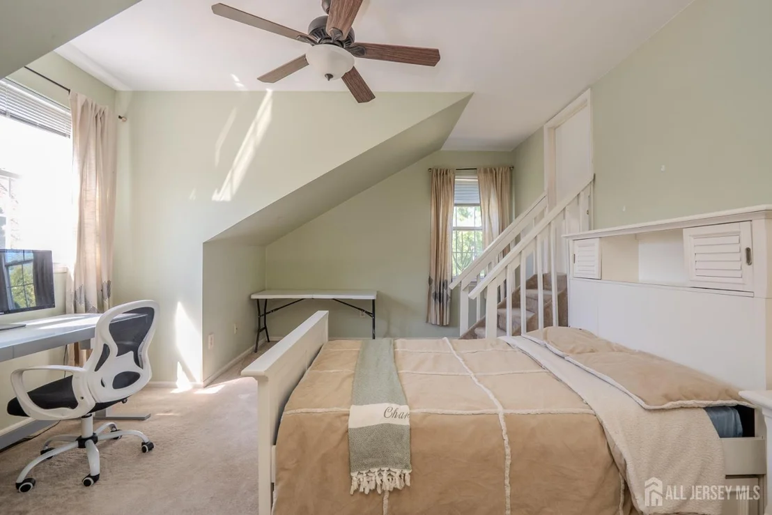 Photo of 6 Ruedeman Drive