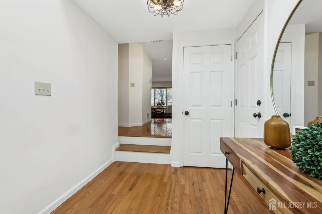 Photo of 627 Sayre Drive