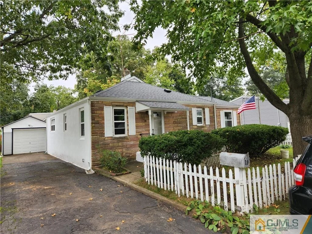 Photo of 19 Austin Avenue