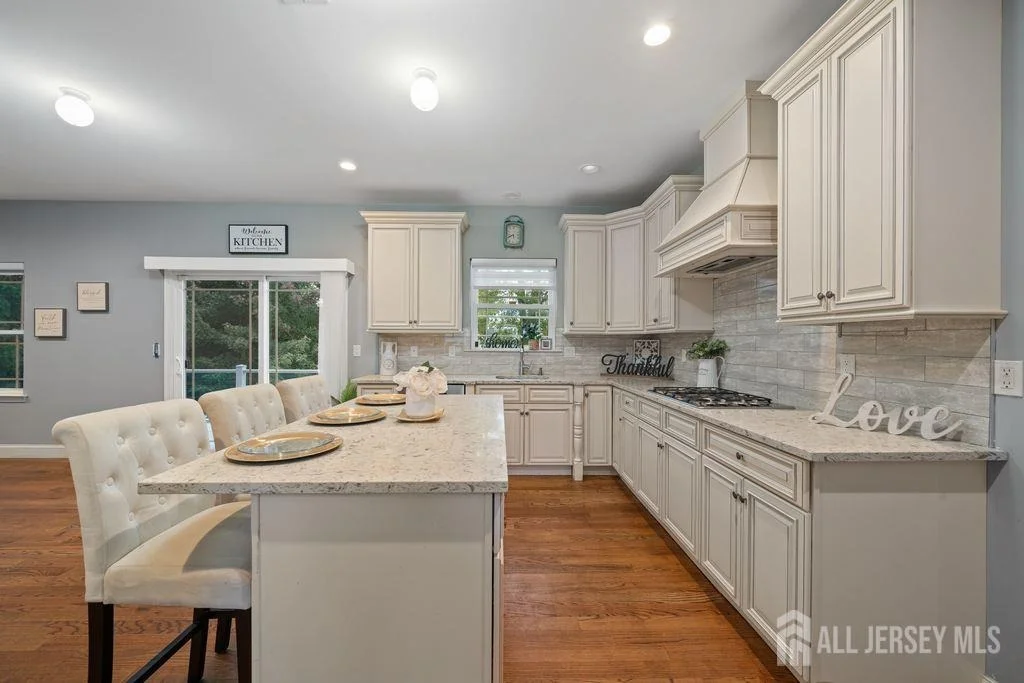 Photo of 628 New Dover Road