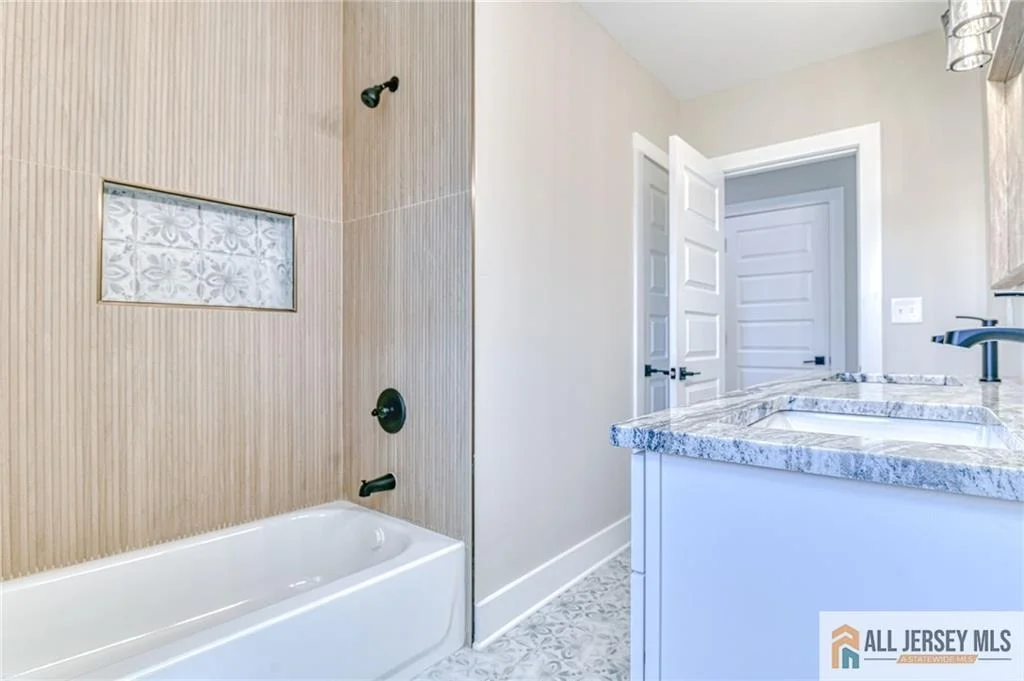 Photo of 32 Campbell Avenue