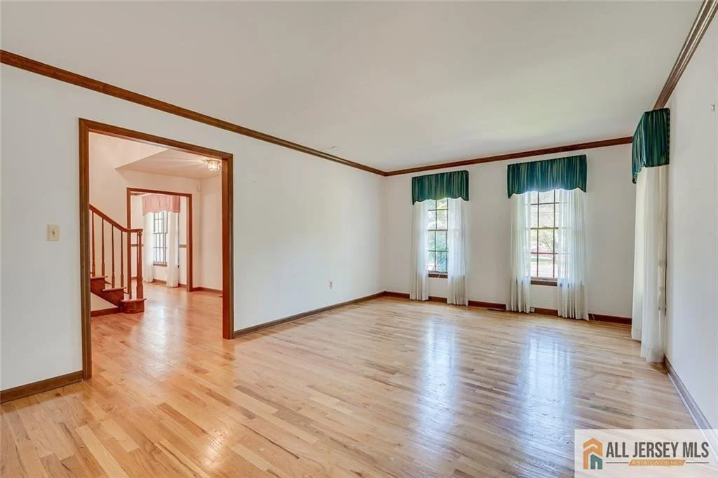 Photo of 194 Plainfield Road
