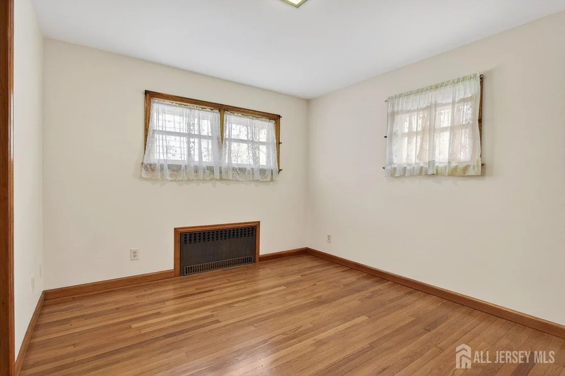 Photo of 595 Jacques Street