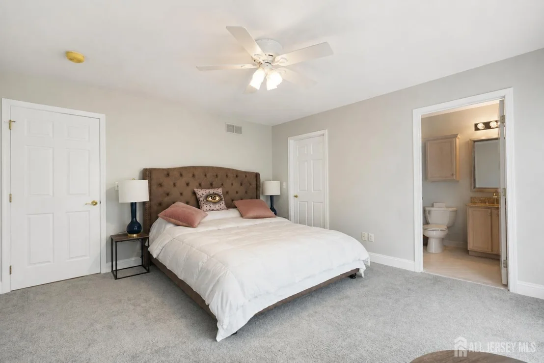 Photo of 17 spring lake Drive
