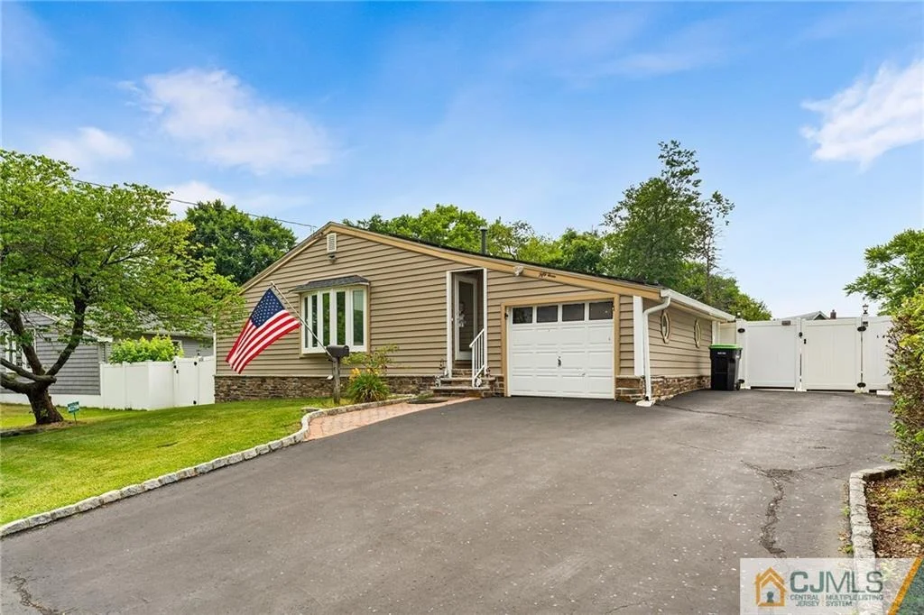 Photo of 53 E Boulevard