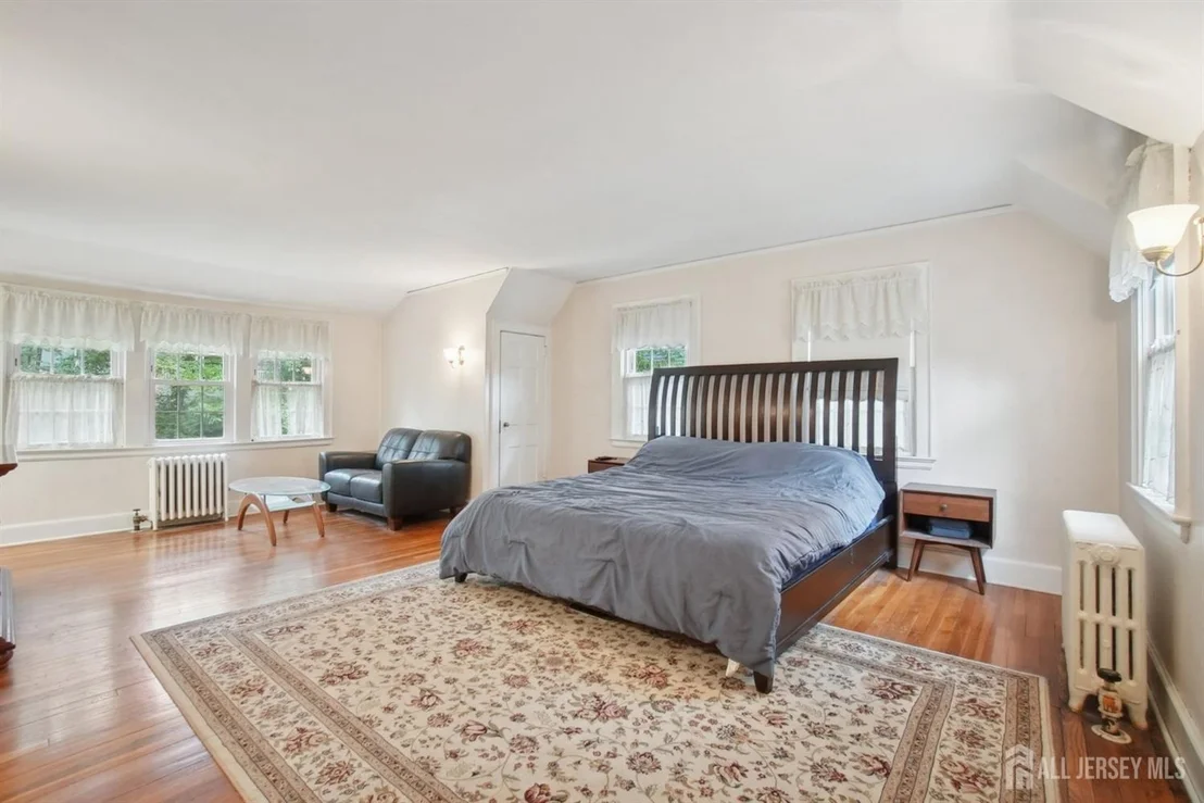 Photo of 12 Edgewood Road