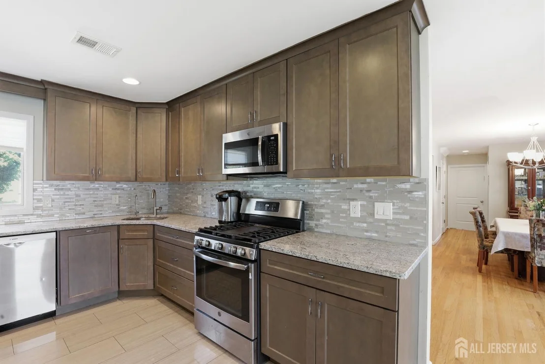 Photo of 24 Campbell Avenue