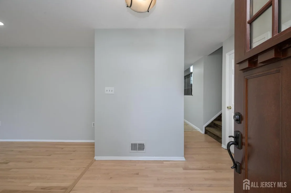 Photo of 133 Hickory Road
