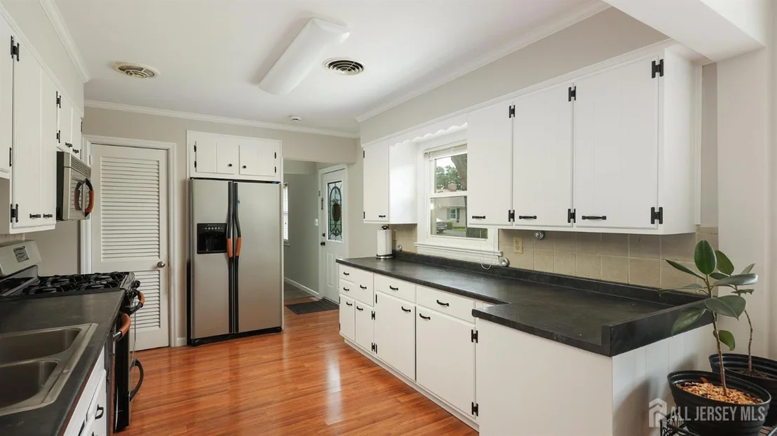Photo of 26 Lynn Avenue
