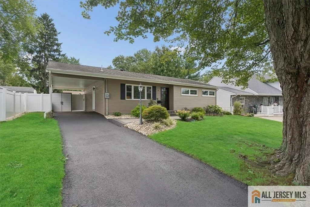 Photo of 9 Bucknell Road