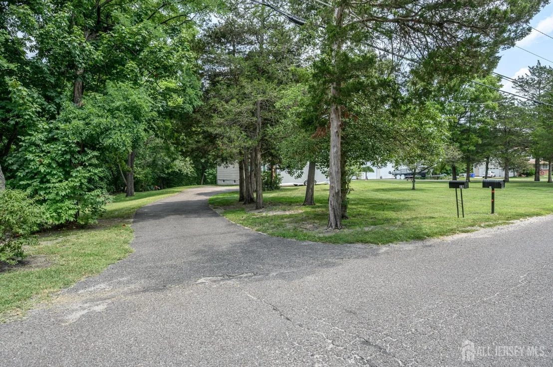 Photo of 19 Indian Trail