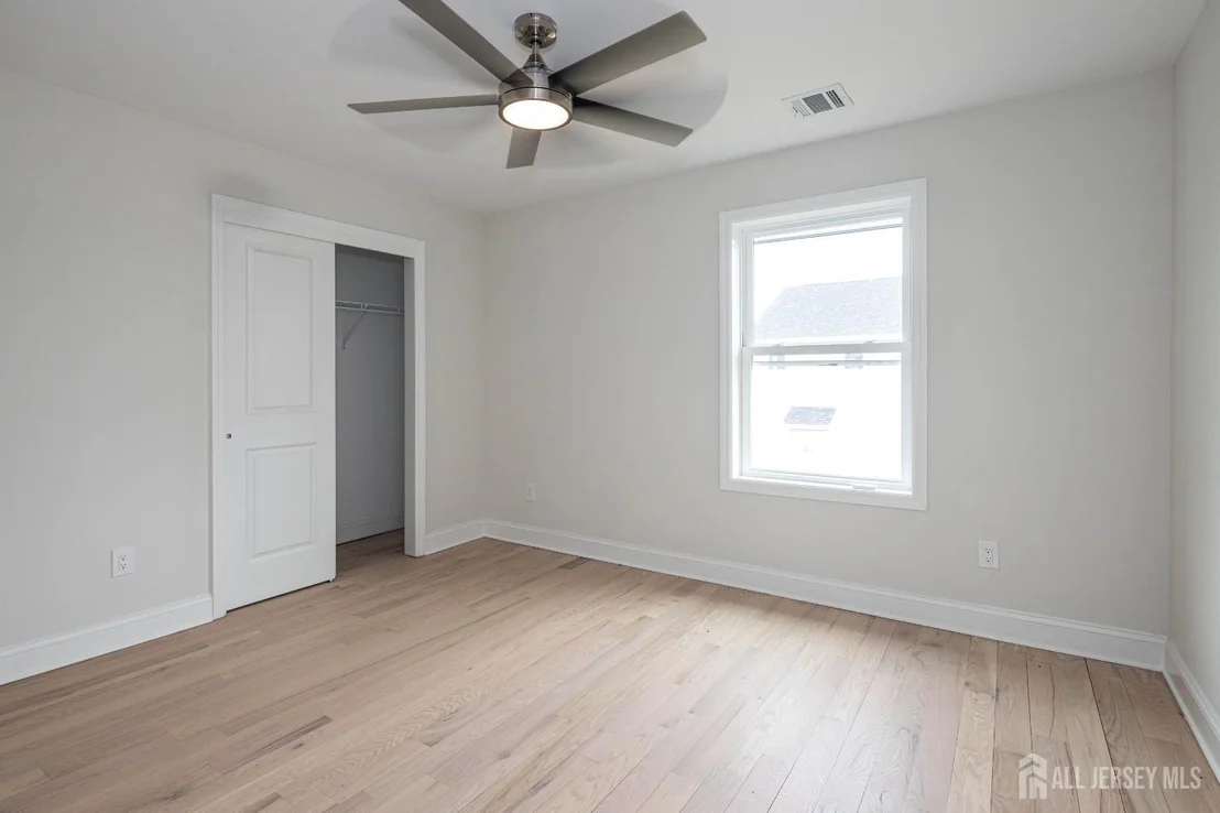 Photo of 17 John Street