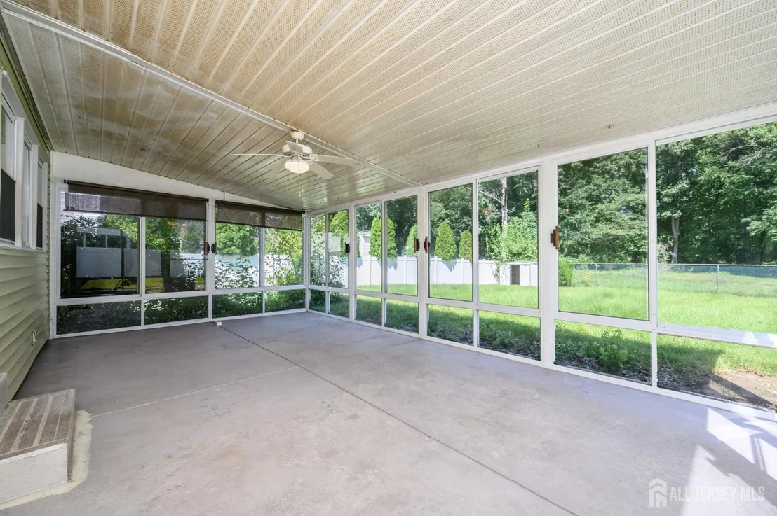 Photo of 422 King George Road
