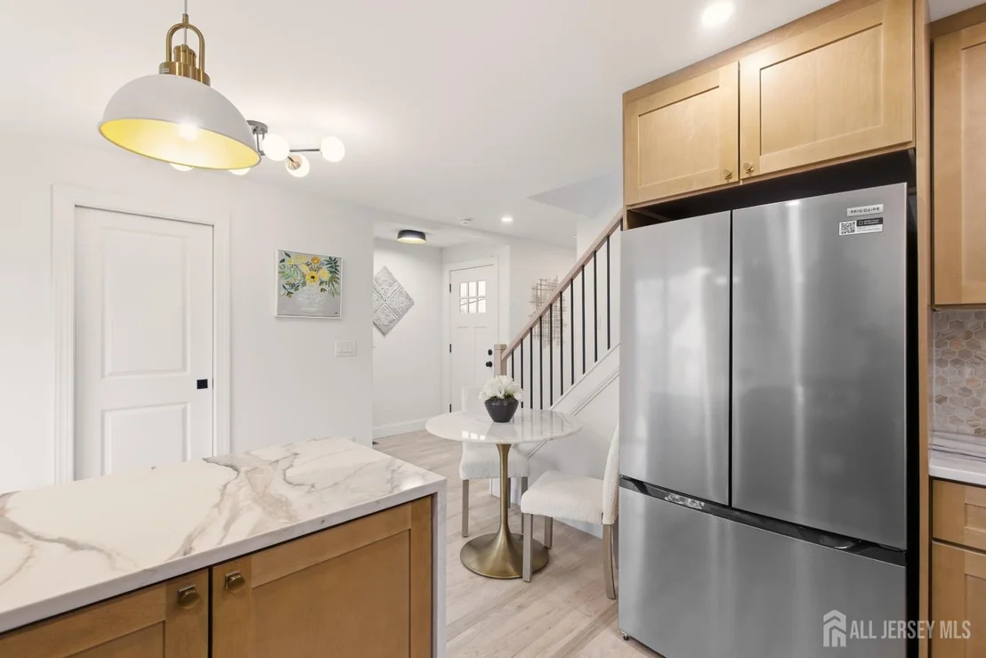 Photo of 23 Morse Avenue