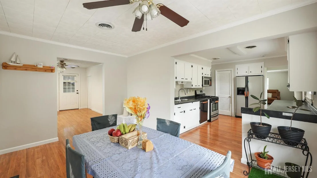 Photo of 26 Lynn Avenue