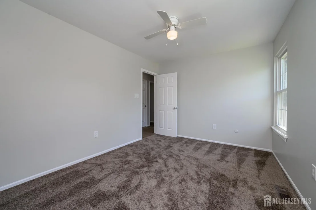 Photo of 133 Hickory Road